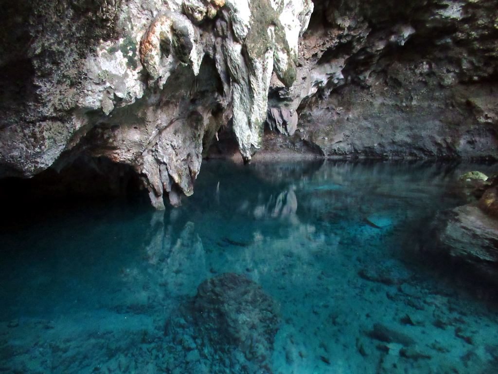 los tres ojos santo domingo