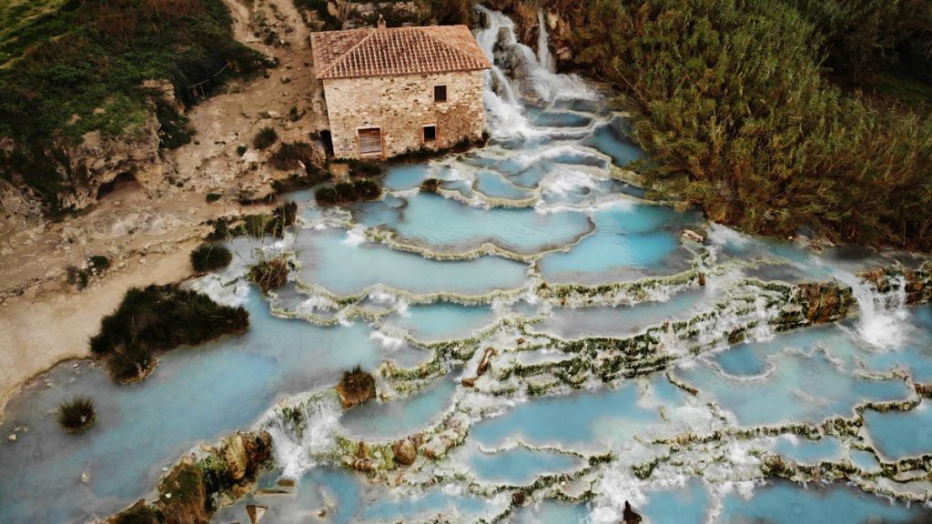 terme di saturnia libere viste dall'alto