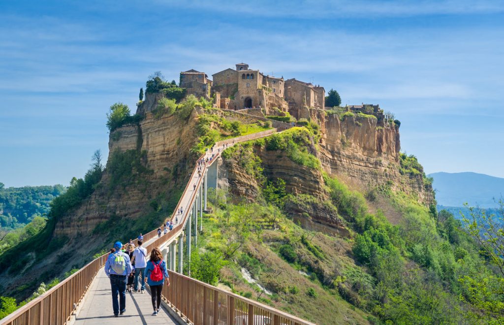 civita-di-bagnoregio1