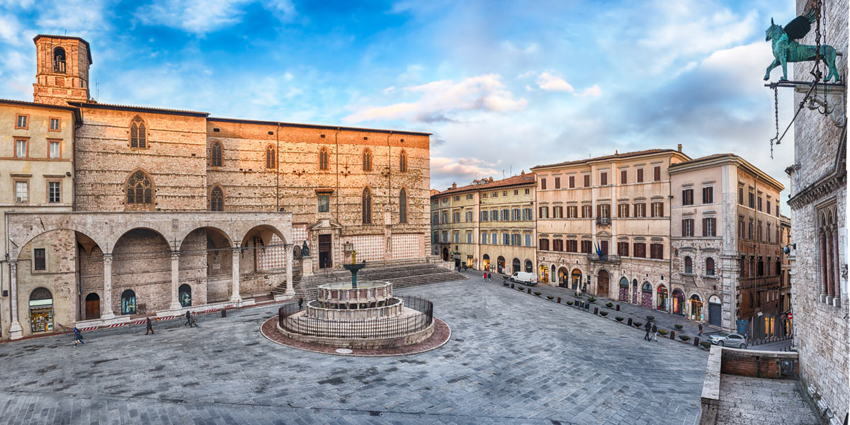 piazza 4 novembre perugia