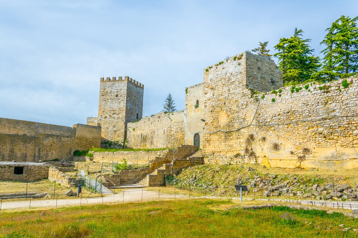 castello di lombardia a enna