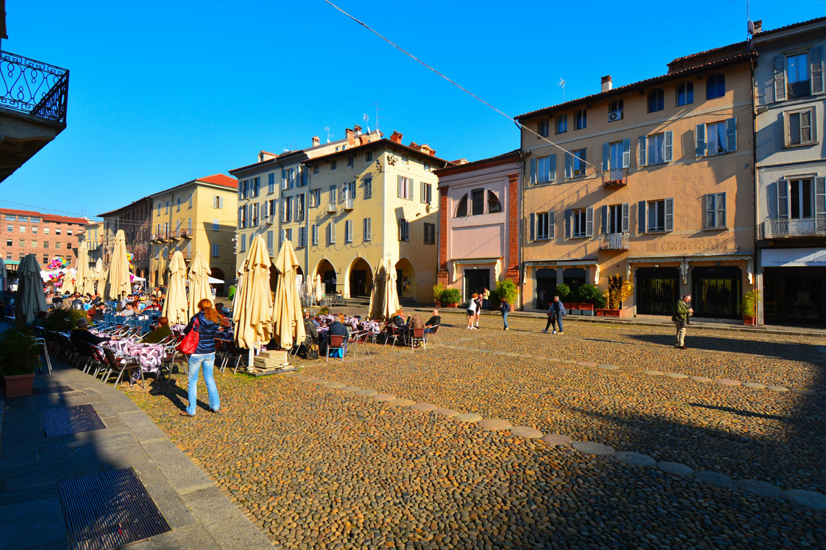 piazza della vittoria pavia