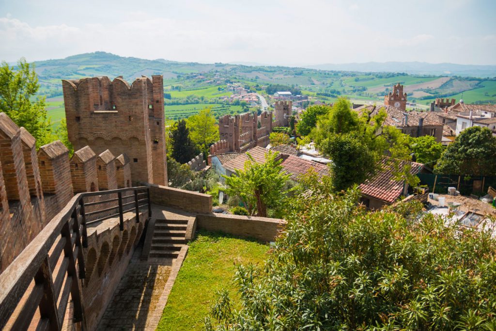 Castello di Gradara dove si trova,