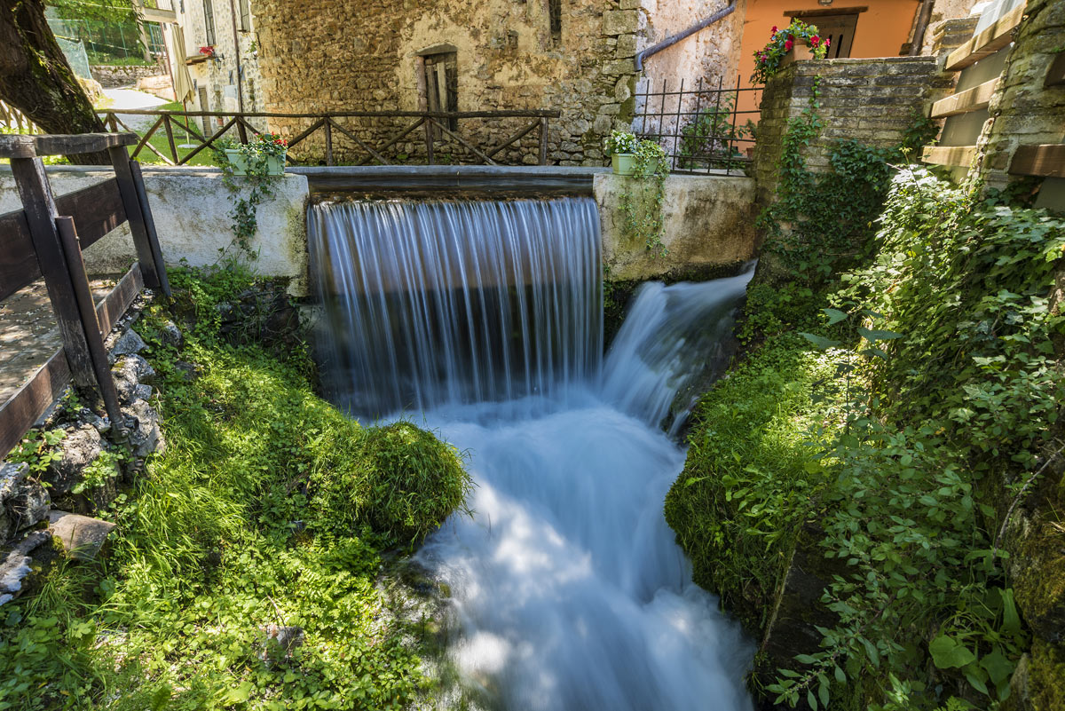 cascate rasiglia