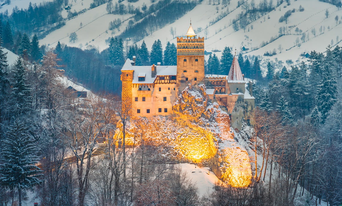 castello di dracula in inverno