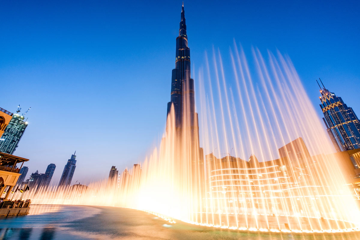 Dubai Fountain al Khalifa Lake