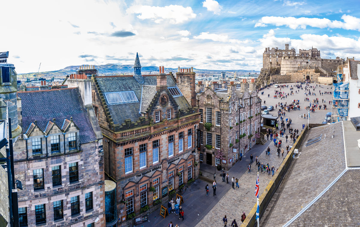 Royal Mile nella vecchia città di Edimburgo