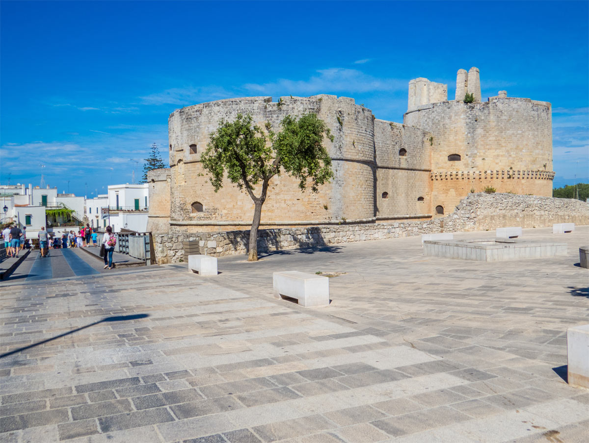 castello dei monti, otranto, salento