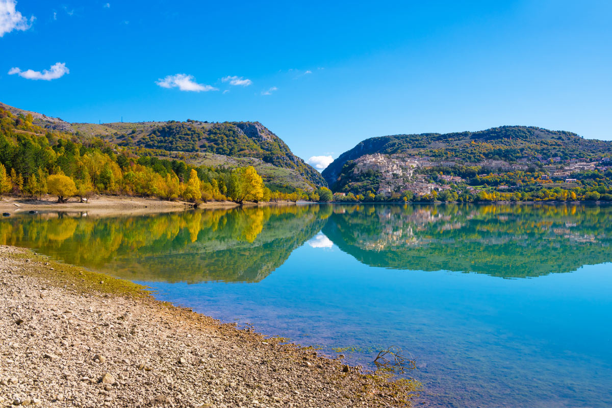 lago di barrea, abruzzo