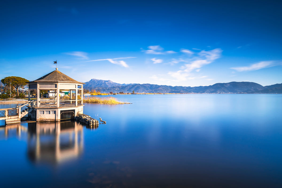 lago di massaciuccoli in toscana