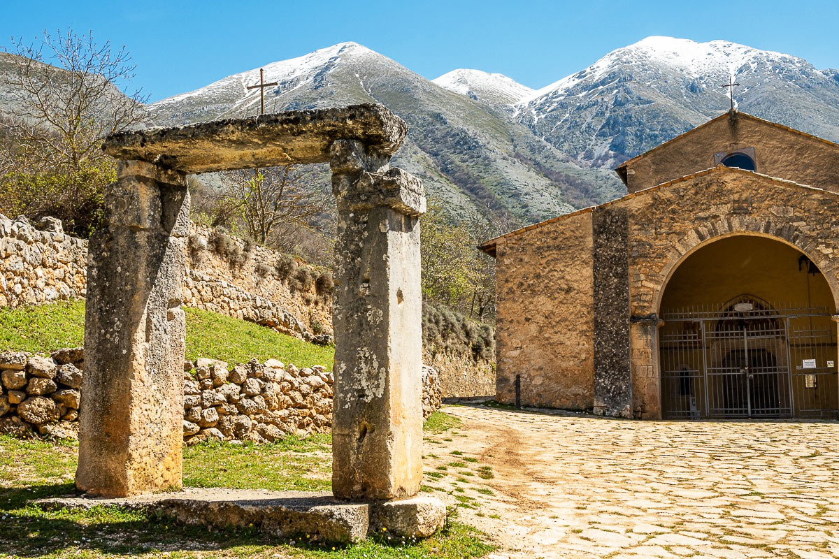 Chiesa di Santa Maria in Valle Porclaneta