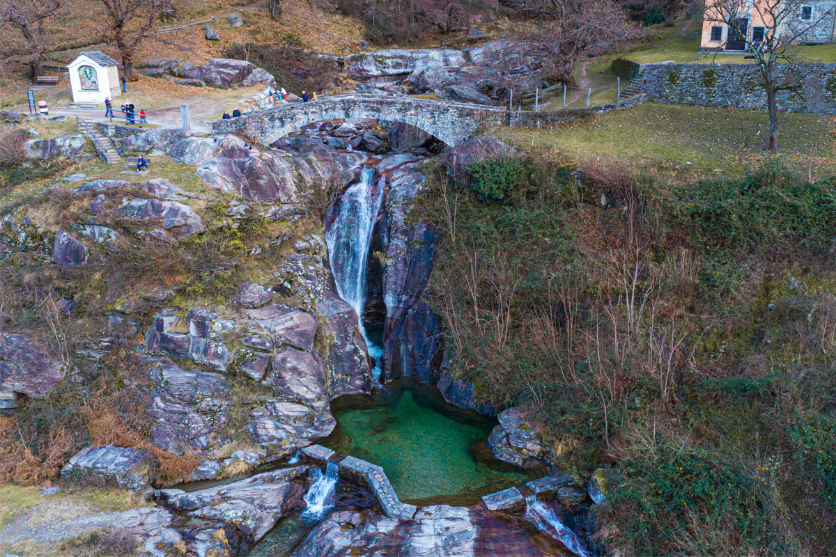 cascata di santa petronilla, Svizzera