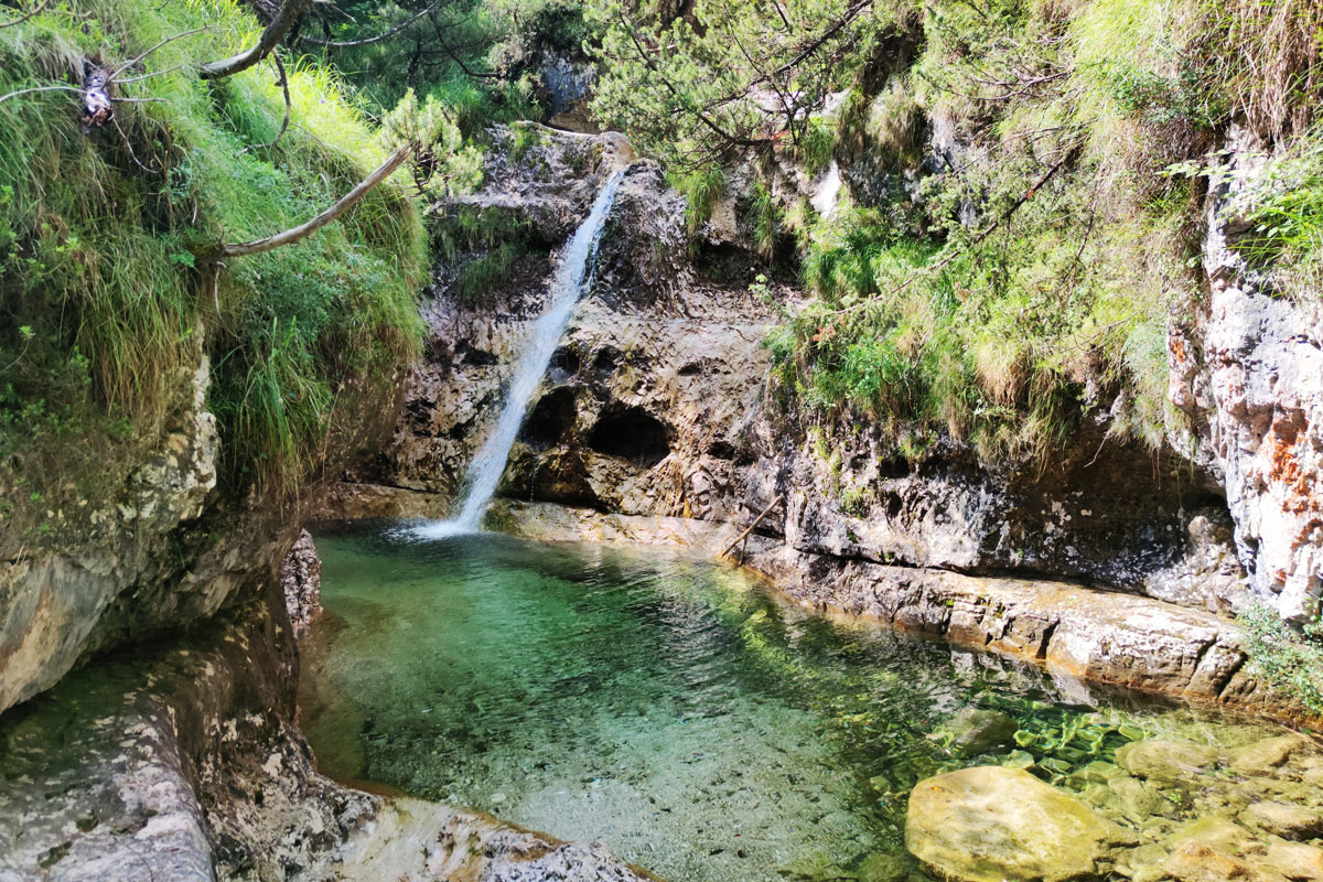 cascate del mis nelle dolomiti