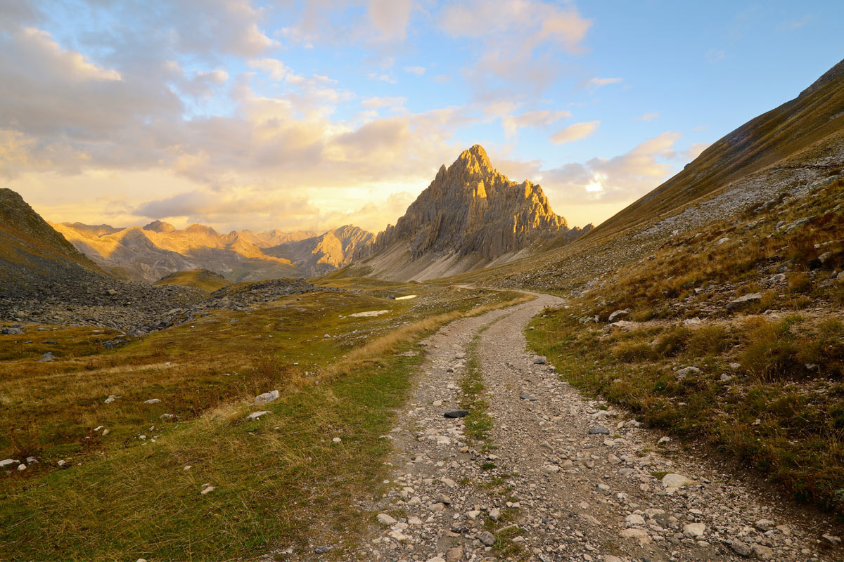 Rooca la meja nella valle Maira, Piemonte