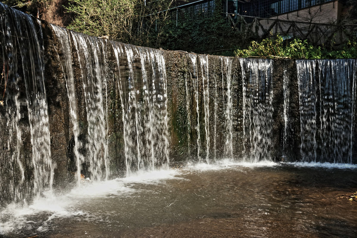 cascata al parco di Veio