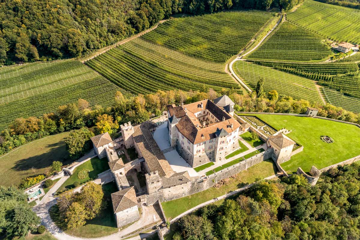 Castel Thun nella Val di Non