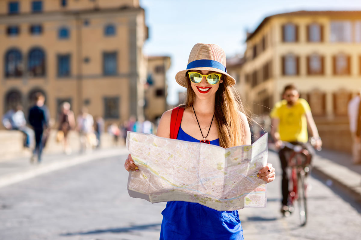 turista per le strade di Firenze