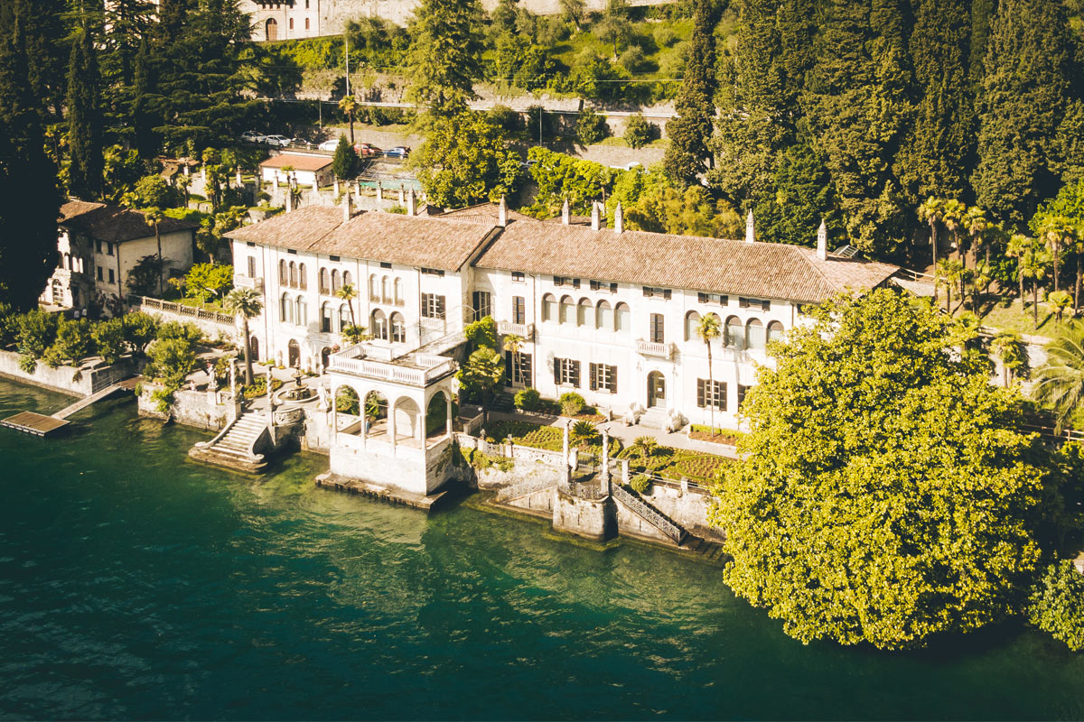 Villa monastero sul lago di Como