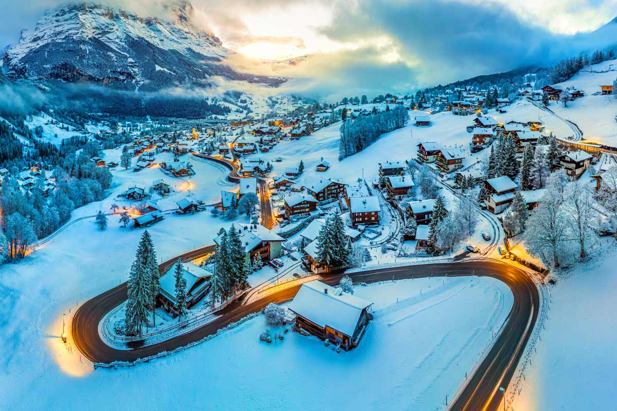 villaggio di Grindelwald in inverno