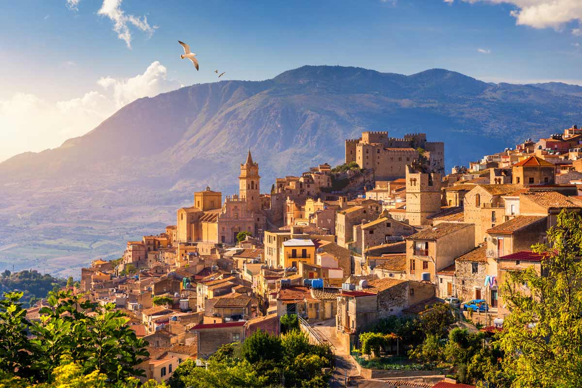 borgo di Caccamo in Sicilia