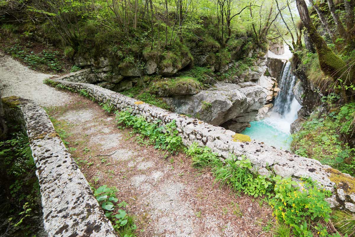 sentiero delle cascate a Chiusaforte