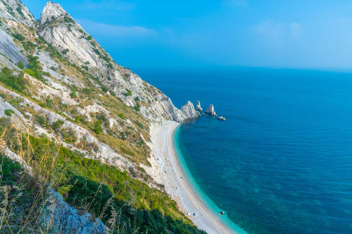 spiaggia delle due sorelle