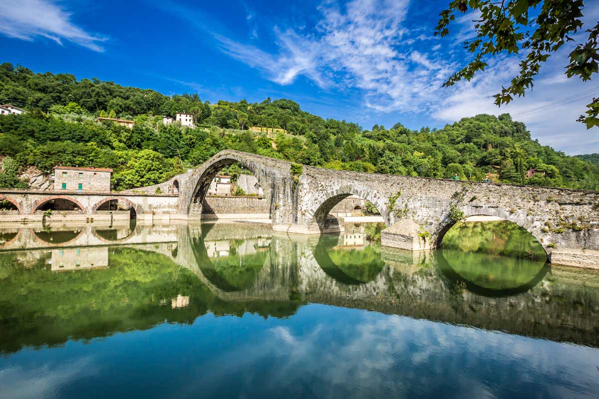 ponte del diavolo in Toscana