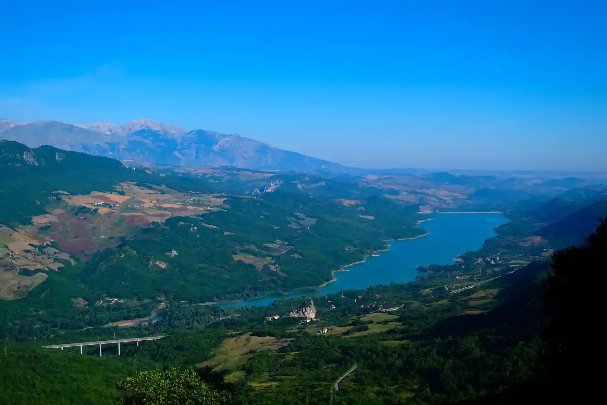 lago di Bomba
