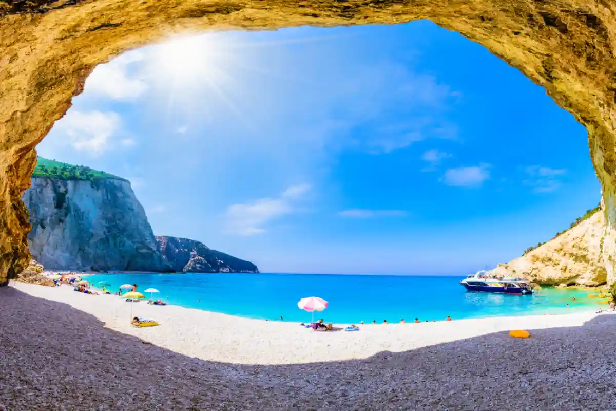 spiaggia sull'isola di Lefkada in Grecia