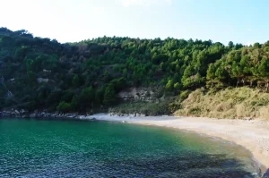 spiaggia dei Sassolini nel Lazio
